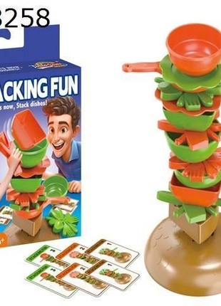 Farbenfrohes Stapelspiel aus Plastik für Kinder ab 3 Jahren